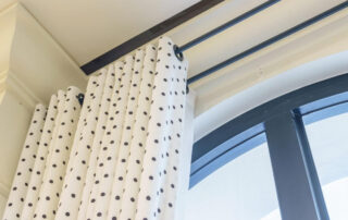 zaslony-termoizolacyjne-oszczednosc-energii-i-komfort-cieplny