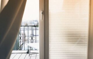 jakie-sa-rodzaje-rolet-wewnetrznych