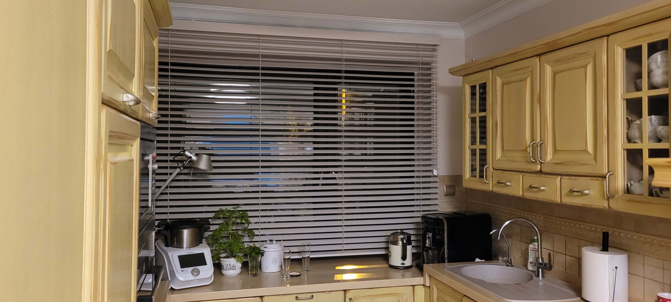 zaluzje-drewniane-poznan-grasen-realizacje-10