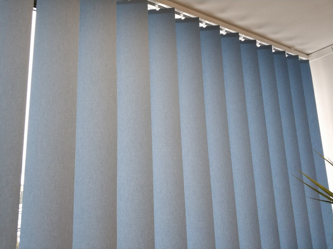 zaluzje-pionowe-verticale-poznan-grasen-realizacje-02